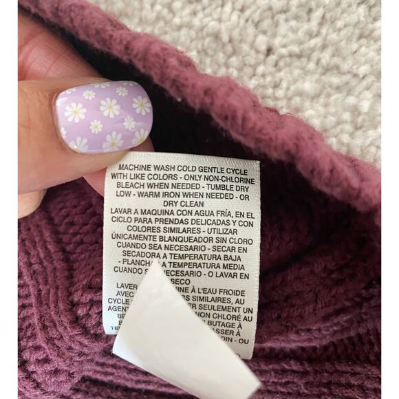 Jessica Simpson Purple Knit Cut Out Sleeve Sweater Womens Size Small - Picture 5 of 8